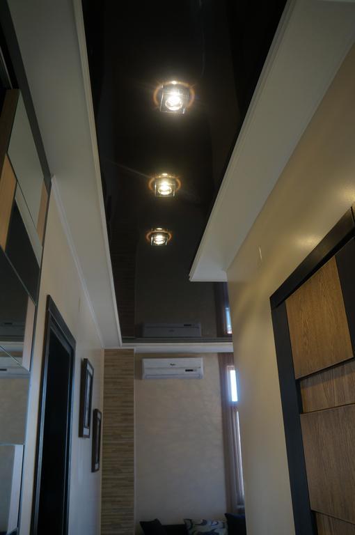 Apartment With Summer Terrace Batumi Quarto foto
